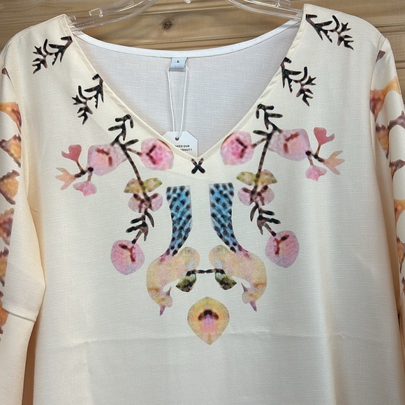 BOHO Summer Beach Mini Dress Size Large 3/4 Bell Sleeves V Neck NWT Floral - Picture 3 of 7